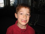 Carl loses a tooth in
Albany airport
IMG 4156